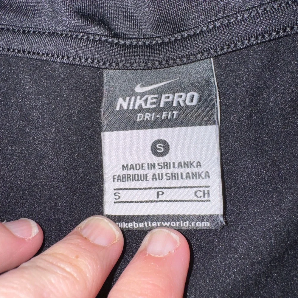 Nike Pro Hyperwarm Nordic Dri-FIT Half Zip Pullover Small Black Athletic Womens